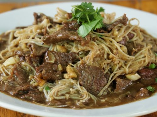 Enoki Mushroom and Beef Stir-Fry Recipe