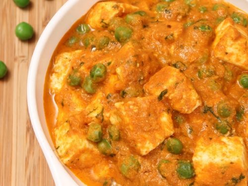 Green-Pea-and-Paneer-Curry-Recipe