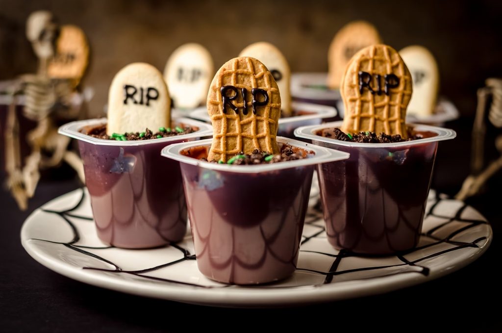 Halloween Graveyard Pudding Cups