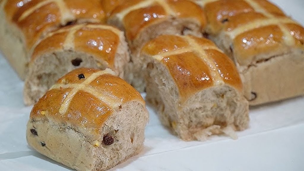 Hot Cross Buns Bread Pudding