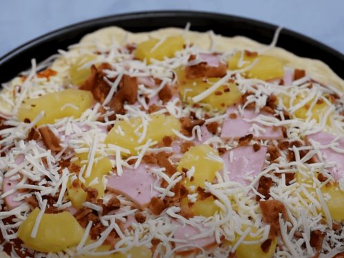 Jets' Hawaiian Pizza