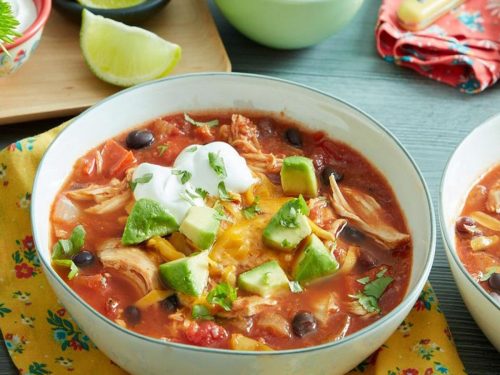 Low-Calorie-Slow-Cooker-Chicken-Tortilla-Soup-Recipe