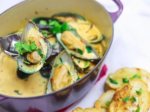 Mussels in Garlic Butter Sauce Recipe