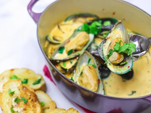 Mussels in Lemon Herb Sauce Recipe