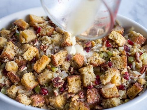 Pecan-and-Cranberry-Cornbread-Dressing-Recipe