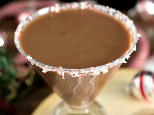 Peppermint-Hot-Chocolate-Martini-Recipe