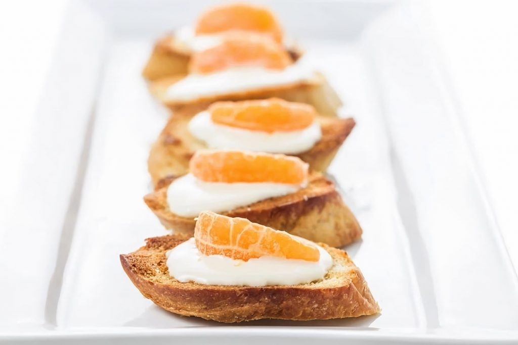 Tangerine-and-Goat-Cheese-Crostini-Recipe