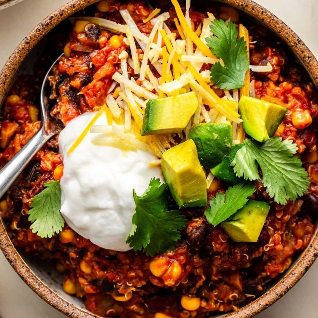 Vegan-Slow-Cooker-Quinoa-Chili-Recipe