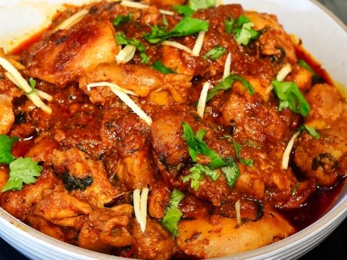 Aromatic Chicken with Sultanas