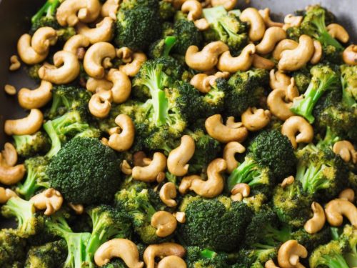 Broccoli, Chicken & Cashew Nut Stir Fry