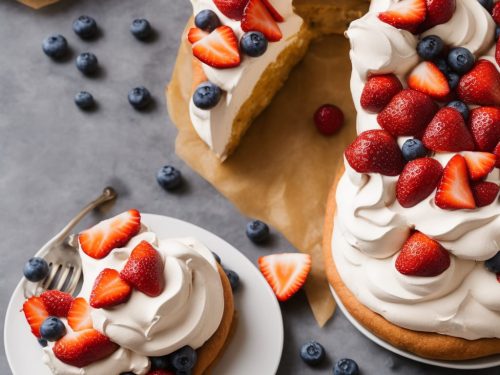 Brown Sugar Pavlova with Fruit