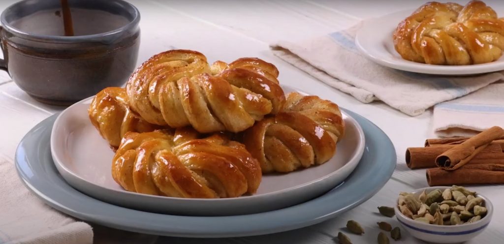 Cardamom Buns