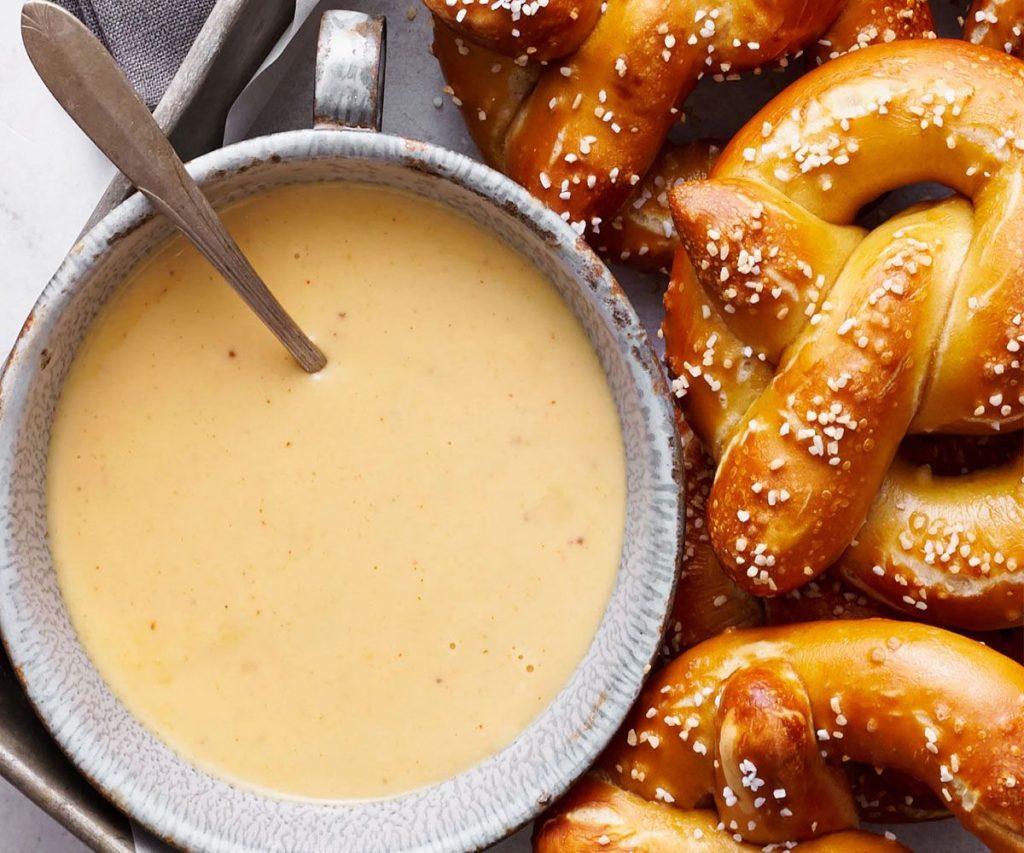 Cheese Sauce for Pretzels