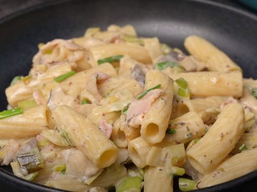 Cheesy Leek & Bacon Pasta