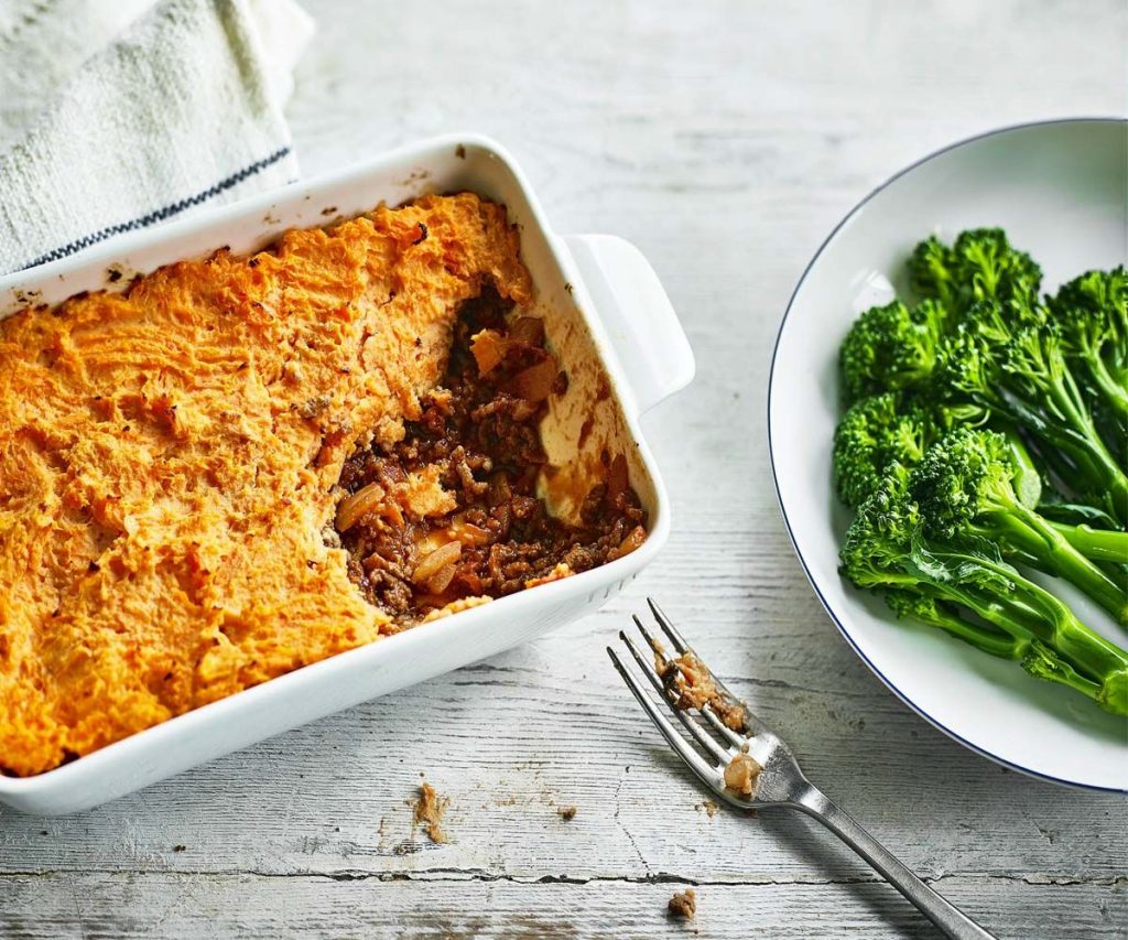 Chicken & Broccoli Potato-Topped Pie