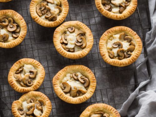 Chicken & mushroom spud pies