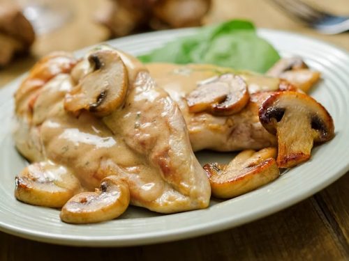 Chicken with Wine & Mushrooms