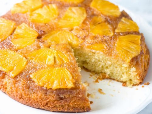 Cinnamon Pineapple Upside-Down Cake