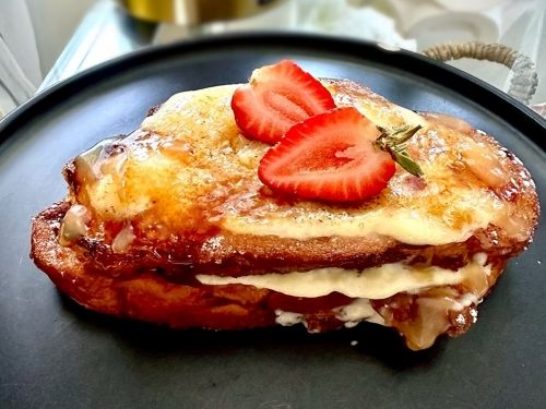 Crème Brûlée French Toast