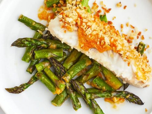 Crisp-skin Fish with Asparagus