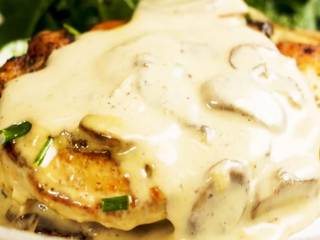 Crispy Thyme Chicken with Mushroom Sauce