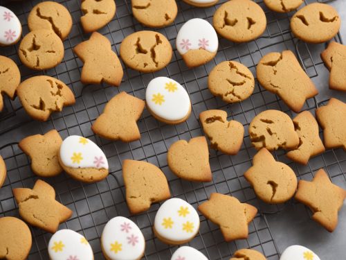 Easy Easter Biscuits