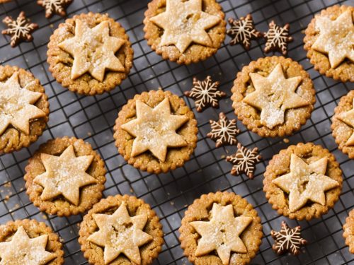 Easy Gingerbread Mince Pies