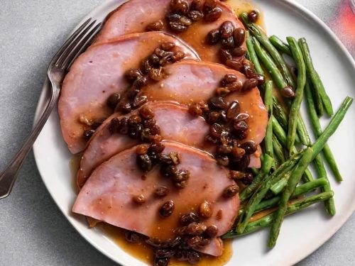 Easy Raisin Sauce for Ham