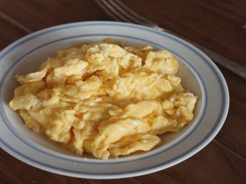 Fluffy Microwave Scrambled Eggs