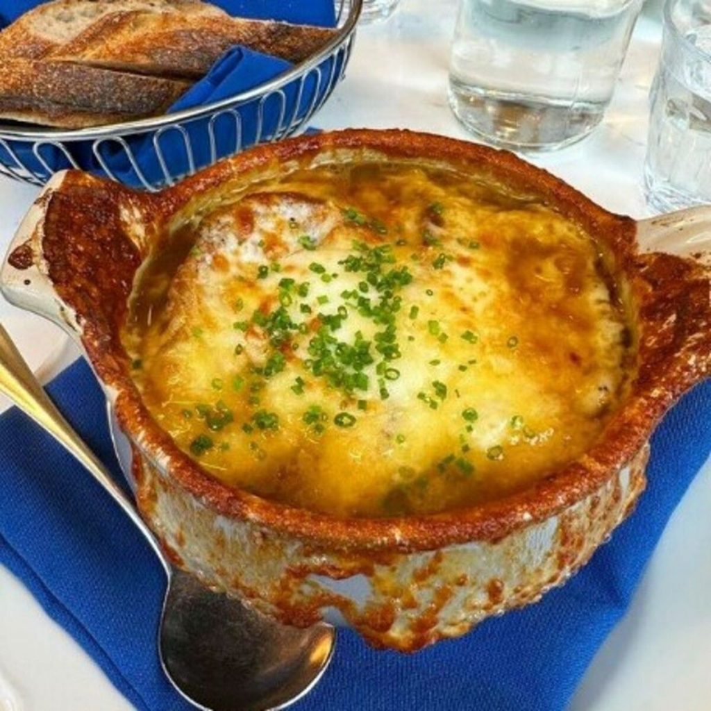 French Onion Soup Gratinée