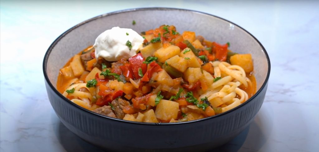 Lagman (Uzbek Noodle Soup)