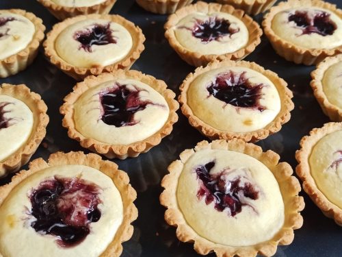 Little Blueberry Cream Tarts