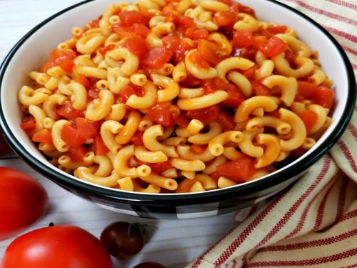 Macaroni and Tomatoes