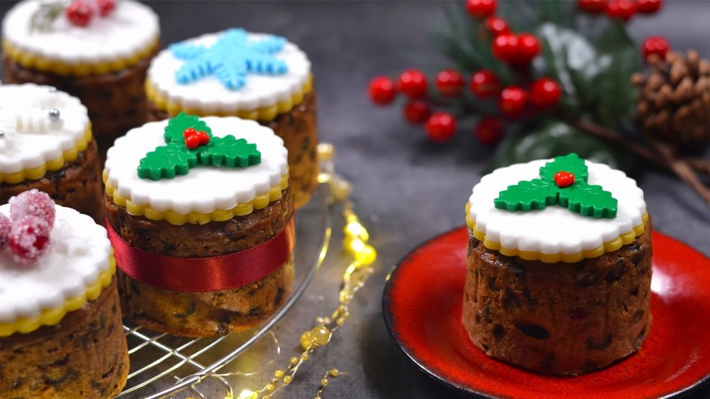 Mini Christmas Cake