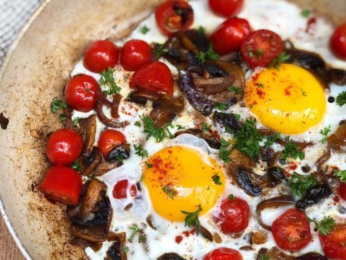 Mushroom Baked Eggs with Squished Tomatoes