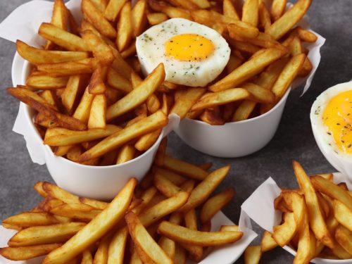 Oven-baked egg & chips