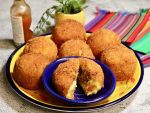 Papas Rellenas (Fried Stuffed Potatoes)