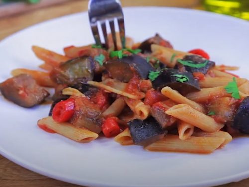 Pasta Arrabbiata with Aubergine