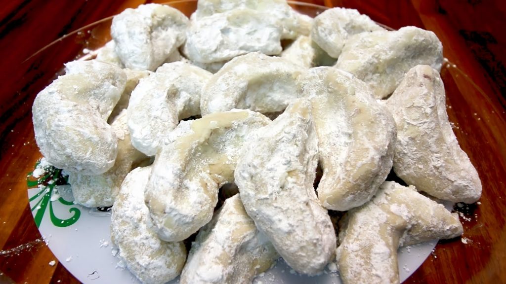 Pecan Crescents