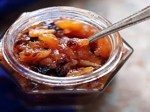 Pineapple & Date Relish