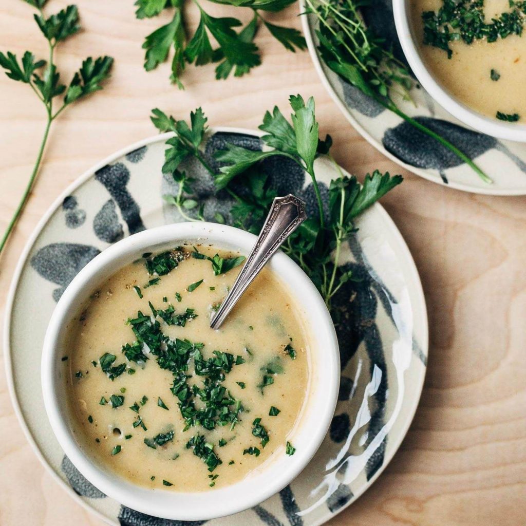 Roasted Garlic Soup