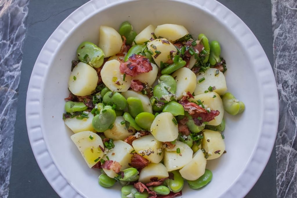 Salad of new potatoes with pancetta, broad beans & mint