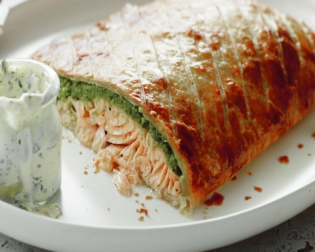 Salmon & fennel en croute with watercress sauce