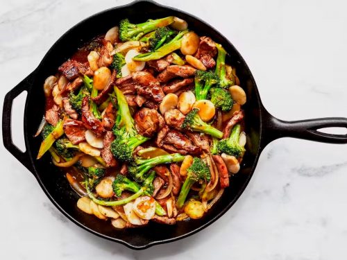 Sichuan Pork, Broccoli & Cashew Stir-Fry