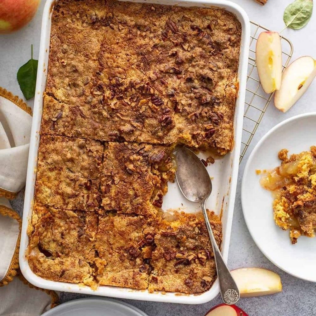 Slow Cooker Apple Dump Cake