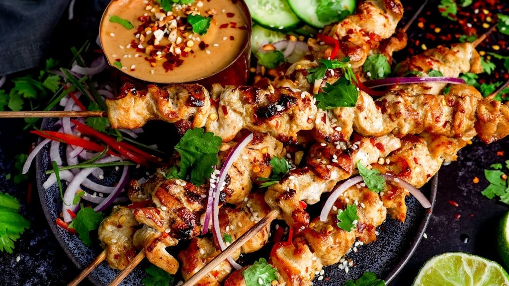 Spicy Chicken with Satay Dip