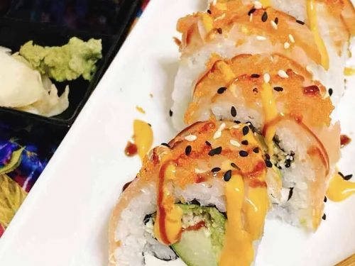 Spicy Crunchy Salmon Roll with Avocado