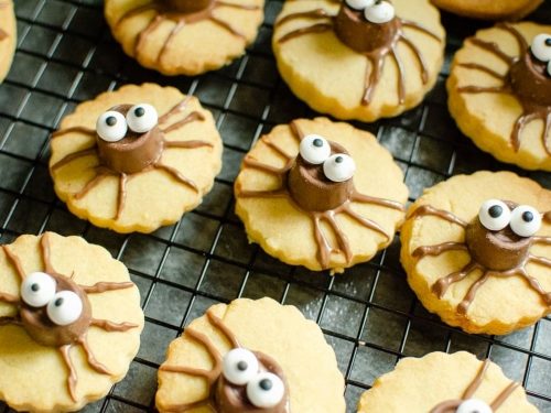 Spider Biscuits