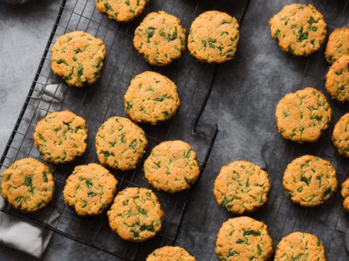 Super Easy Salmon Cakes