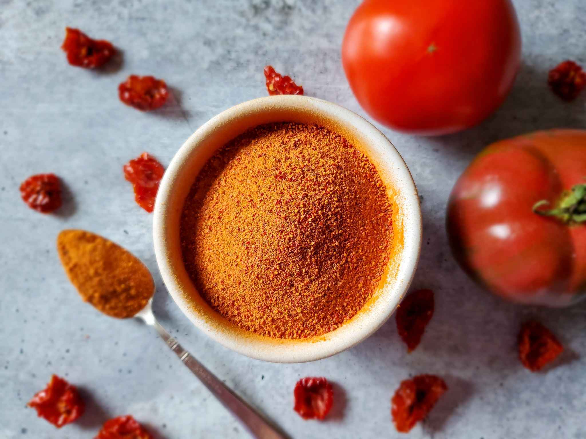 how-to-dehydrate-tomatoes-for-powder